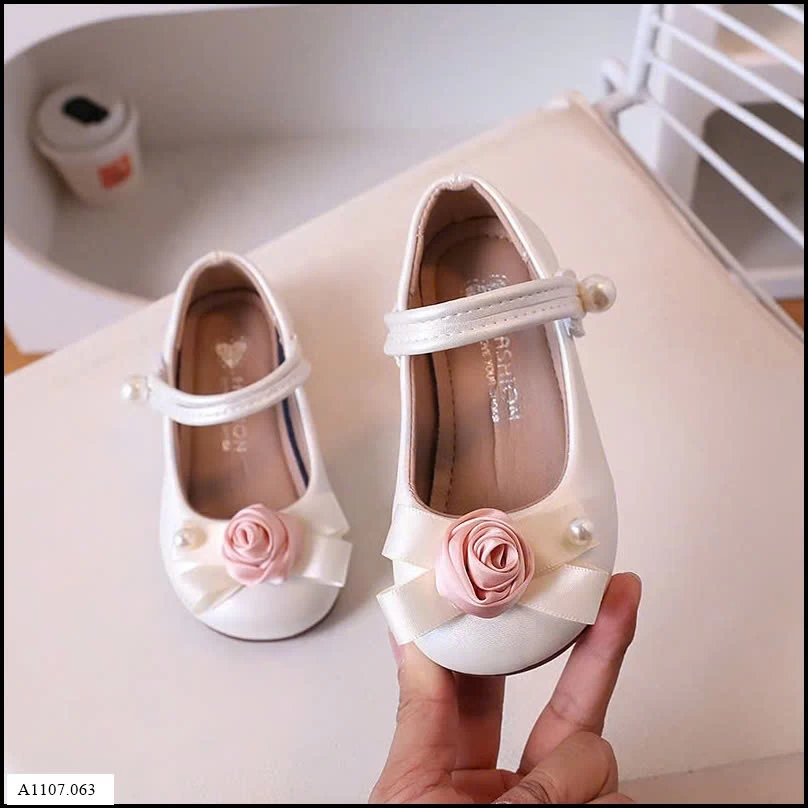 GIÀY CÔNG CHÚA ĐÍNH HOA BG Sỉ giá sz 23-25: 107k  sz 26-30: 114k  sz 31-36: 120k