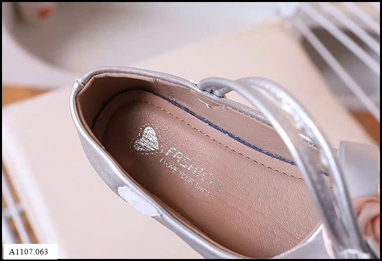 GIÀY CÔNG CHÚA ĐÍNH HOA BG Sỉ giá sz 23-25: 107k  sz 26-30: 114k  sz 31-36: 120k