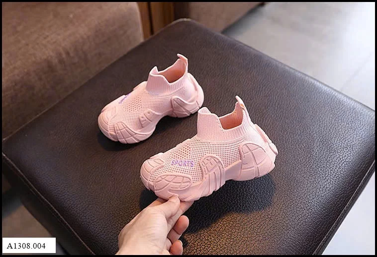 GIÀY CỔ CHUN CHO BÉ   Giá sỉ sz 26-31: 109k  sz 32-37: 118k 