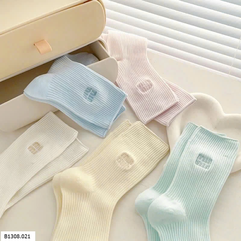 SET 8 ĐÔI TẤT MINMIN   Giá sỉ 51k/1 set 8 ĐÔI