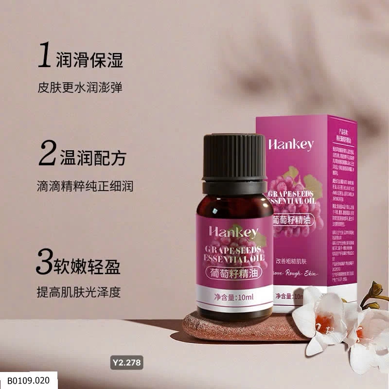 Tinh dầu massage  Giá sỉ 50k /1 set 10 lọ mỗi lọ là 10ml em trộn đều 10 mùi