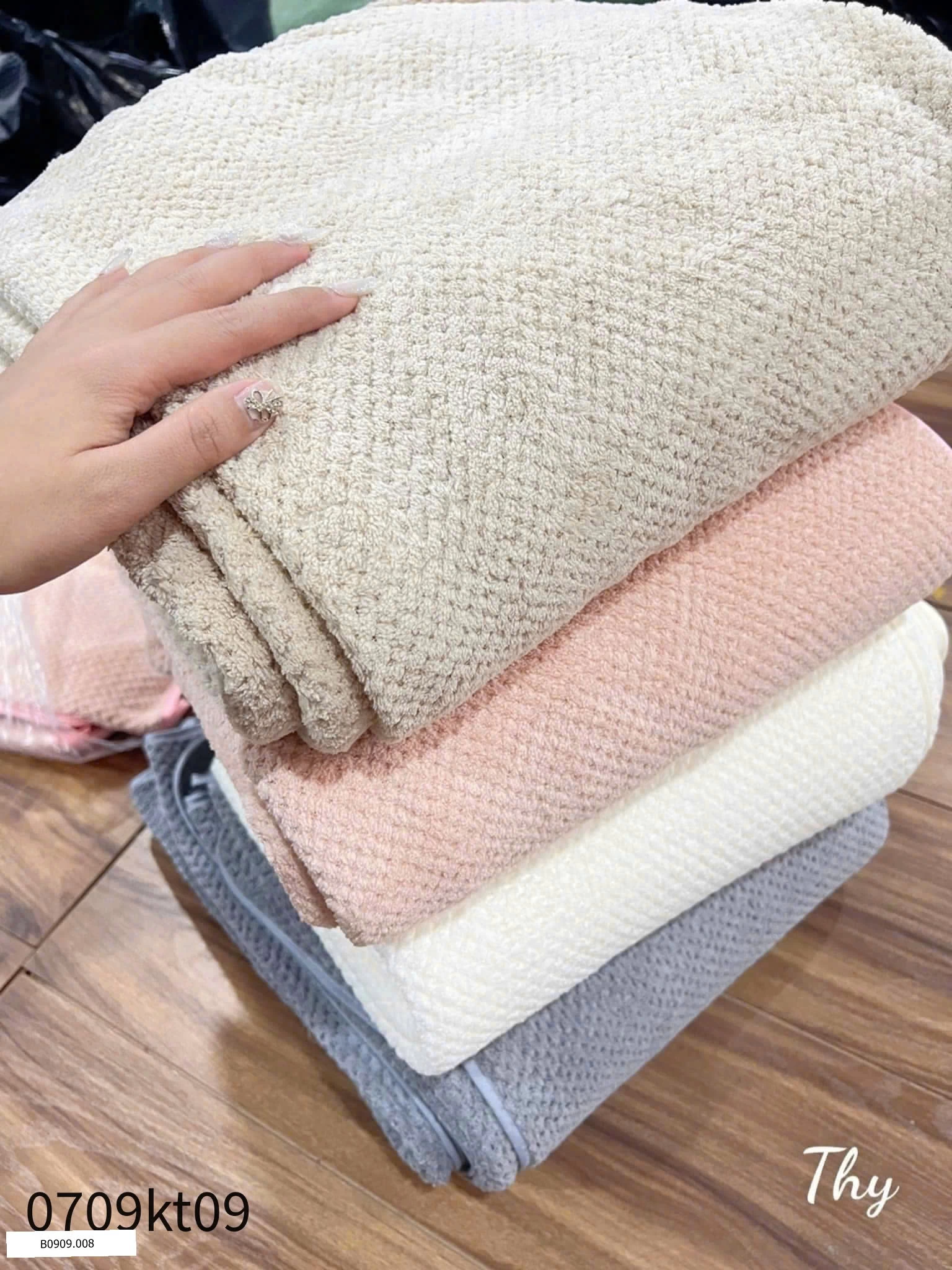 COMBO 4C KHĂN TẮM SAN HÔ   Giá sỉ 48k/chiếc