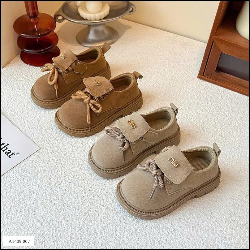 GIÀY DA LỘN DÂY BUỘC CHO BÉ Giá sỉ  sz 21-30: 138k  Sz 31-35: 146k 