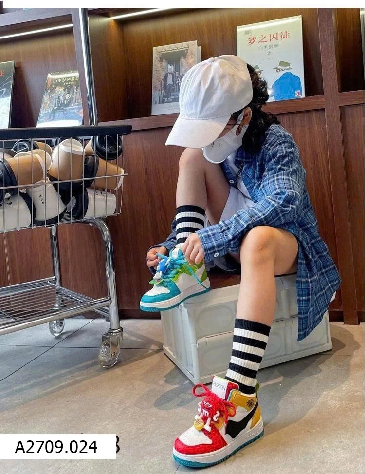 GIÀY THỂ THAO PHỐI MÀU CÁ TÍNH CHO BÉ   Giá sỉ 145ka