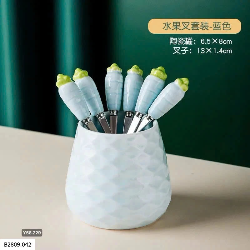 Set nĩa ăn hoa quả  Giá sỉ 95k