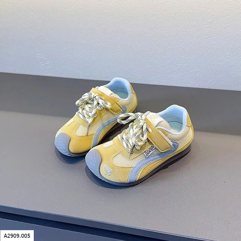 GIÀY THỂ THAO PHỐI MÀU THÊU HÌNH   Giá sỉ size 27–32: 193k  size 33–38: 203k