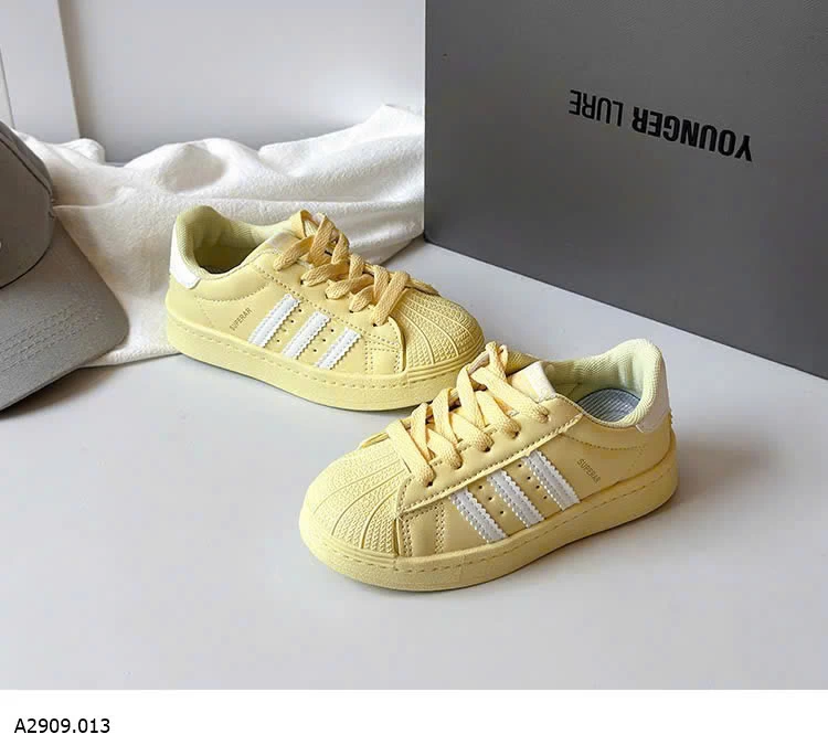 GIÀY THỂ THAO 3 SỌC CHO BÉ   Giá sỉ Sz 26-31: #210k Sz 32-37: #220k