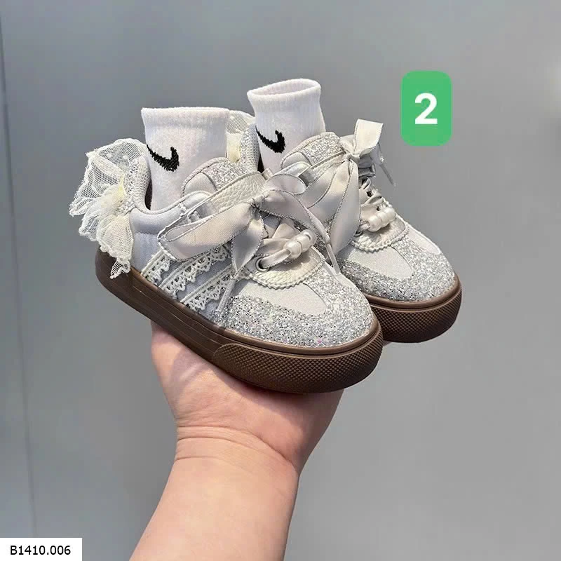 GIÀY THỂ THAO PHỐI REN BG   Giá sỉ sz 26-30: 165k  sz 31-36: 175k 