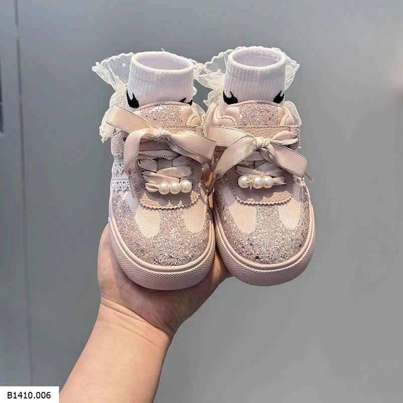 GIÀY THỂ THAO PHỐI REN BG   Giá sỉ sz 26-30: 165k  sz 31-36: 175k 