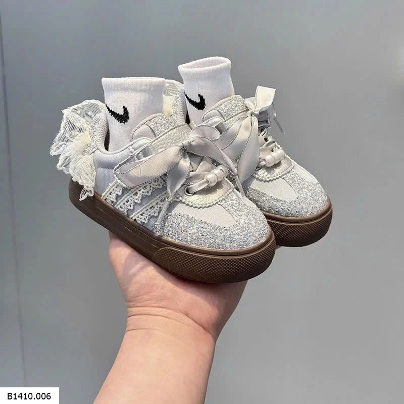 GIÀY THỂ THAO PHỐI REN BG   Giá sỉ sz 26-30: 165k  sz 31-36: 175k 