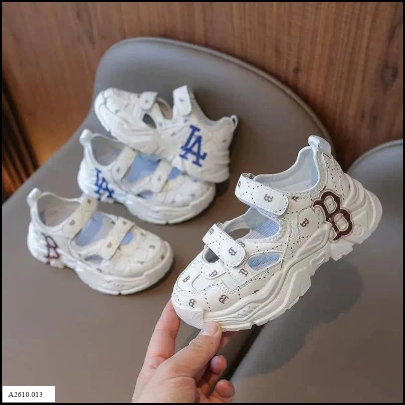 GIÀY QUAI DÁN THOÁNG KHÍ CHO BÉ  Giá sỉ 22-31    169k 32-36   180k