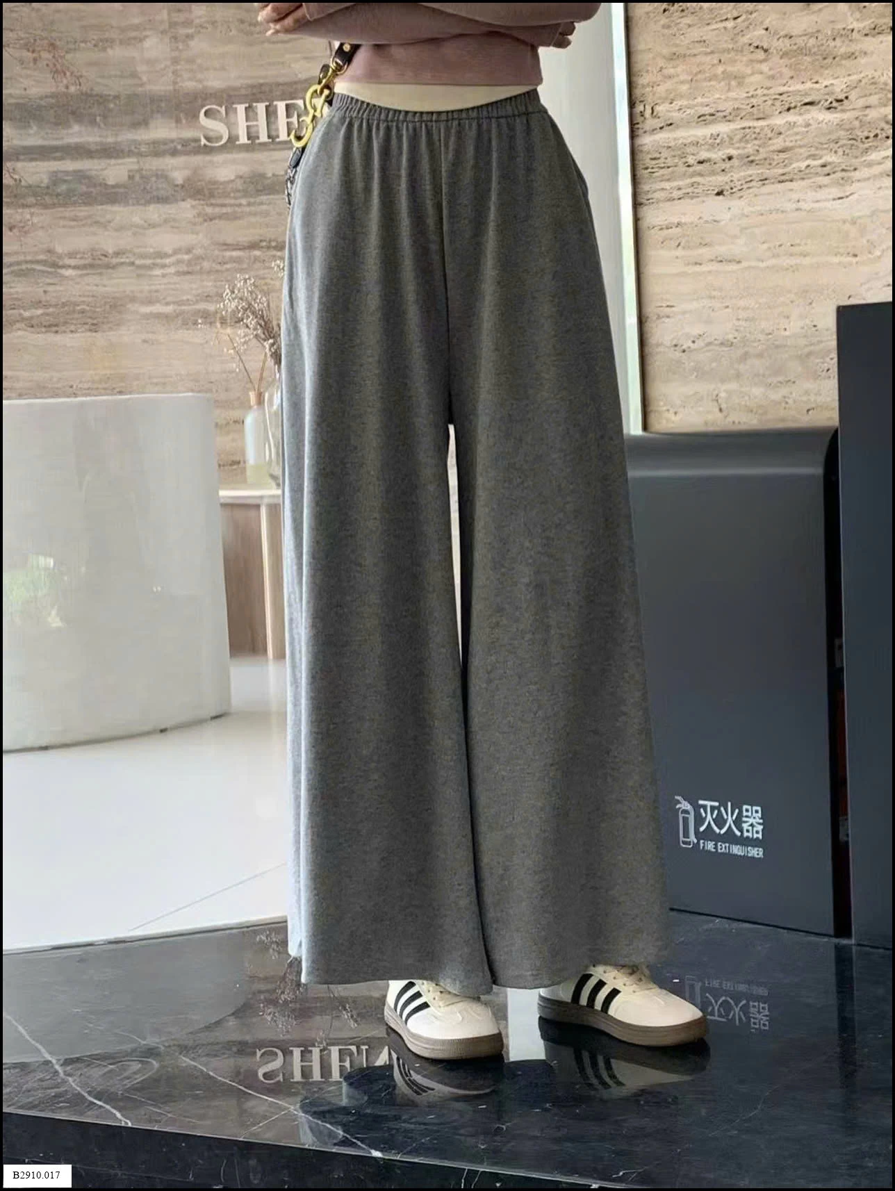 QUẦN ỐNG RỘNG CẠP CHUN CHO NỮ   Giá sỉ 110k