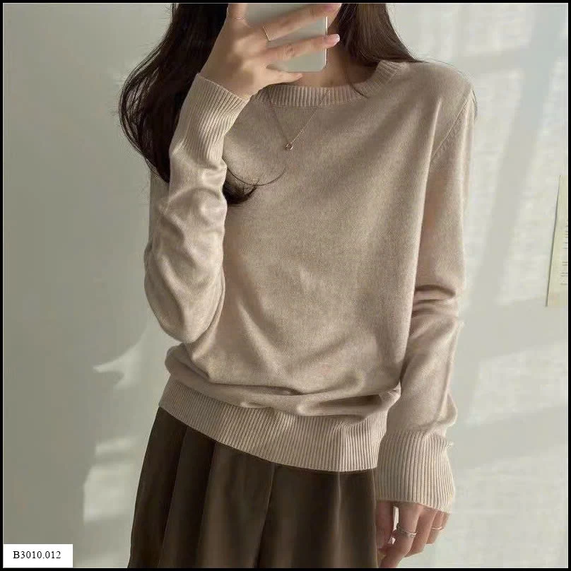ÁO LEN CỔ TRÒN UNI.QLO NỮ  Giá sỉ 100k