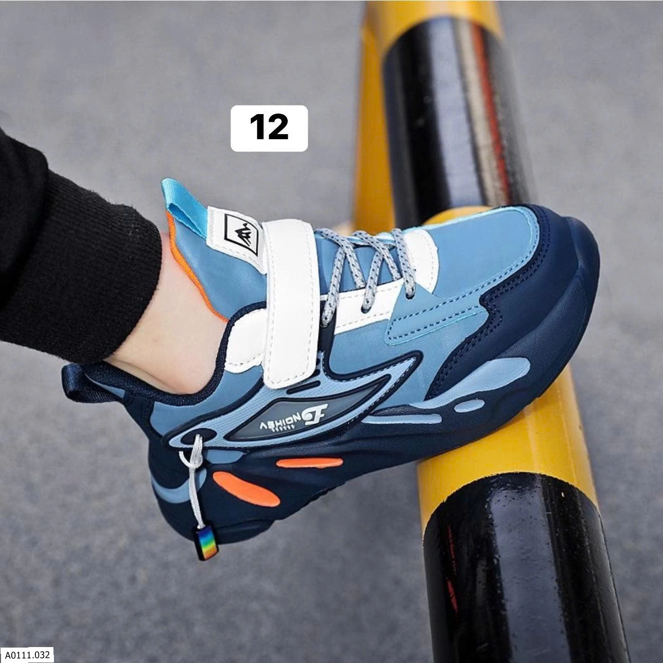 GIÀY THỂ THAO BÉ TRAI FASHION   Giá sỉ 147k