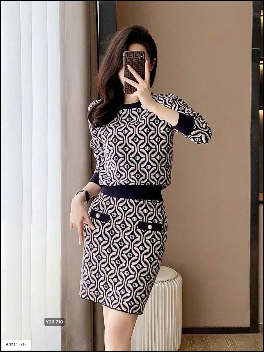 Váy len dệt kim phong cách  mùa thu 2025 Giá sỉ 430ka