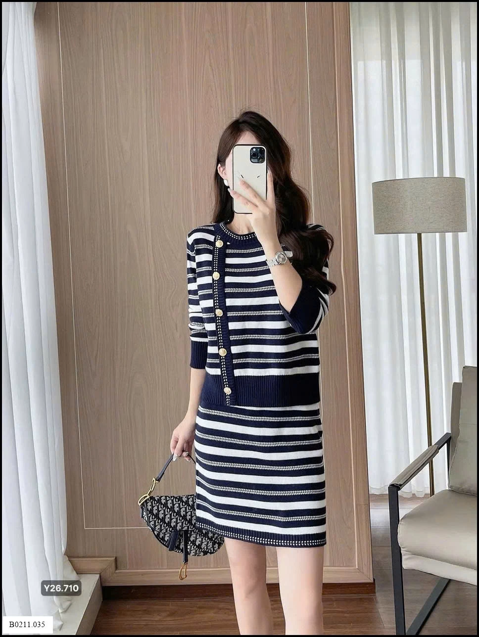 Váy len dệt kim phong cách  mùa thu 2025 Giá sỉ 430ka