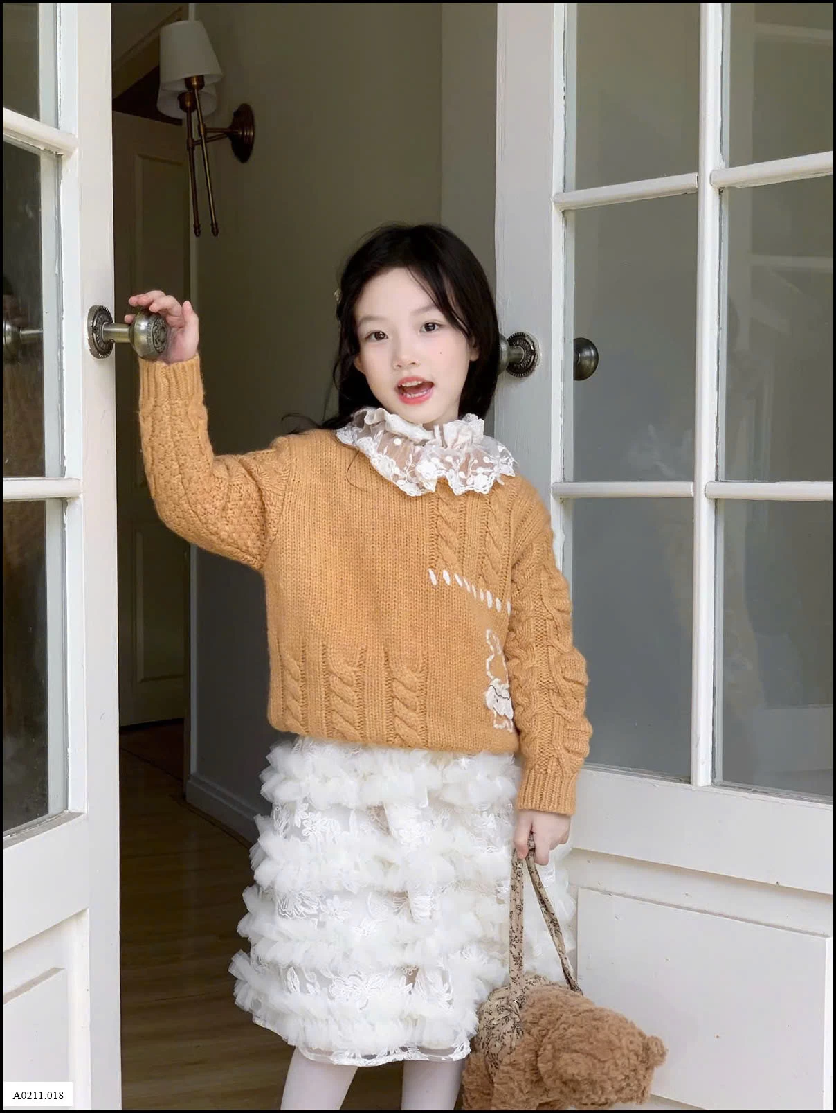 SET BỘ 3 CHI TIẾT BG  Giá sỉ áo len: 200k  áo trong: 148k  cv: 199k