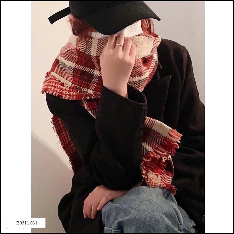 KHĂN CHOÀNG KẺ ĐỎ 2 MẶT  Giá sỉ 70k