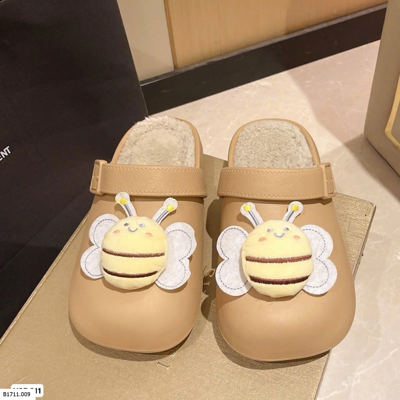 SỤC LÓT LÔNG CUTE CHO NỮ  Giá sỉ 90k/đ