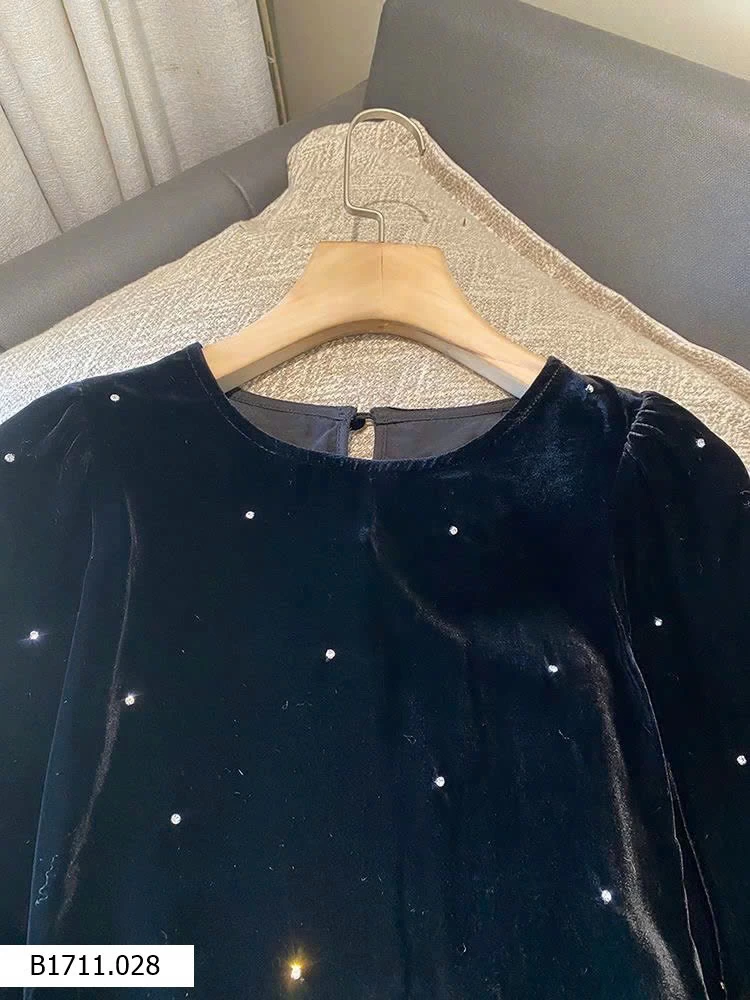 ÁO NHUNG PHỐI VIỀN BÈO  Giá sỉ 140k