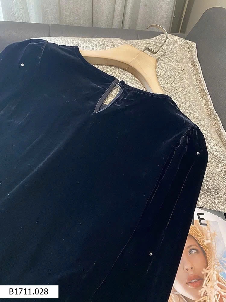 ÁO NHUNG PHỐI VIỀN BÈO  Giá sỉ 140k