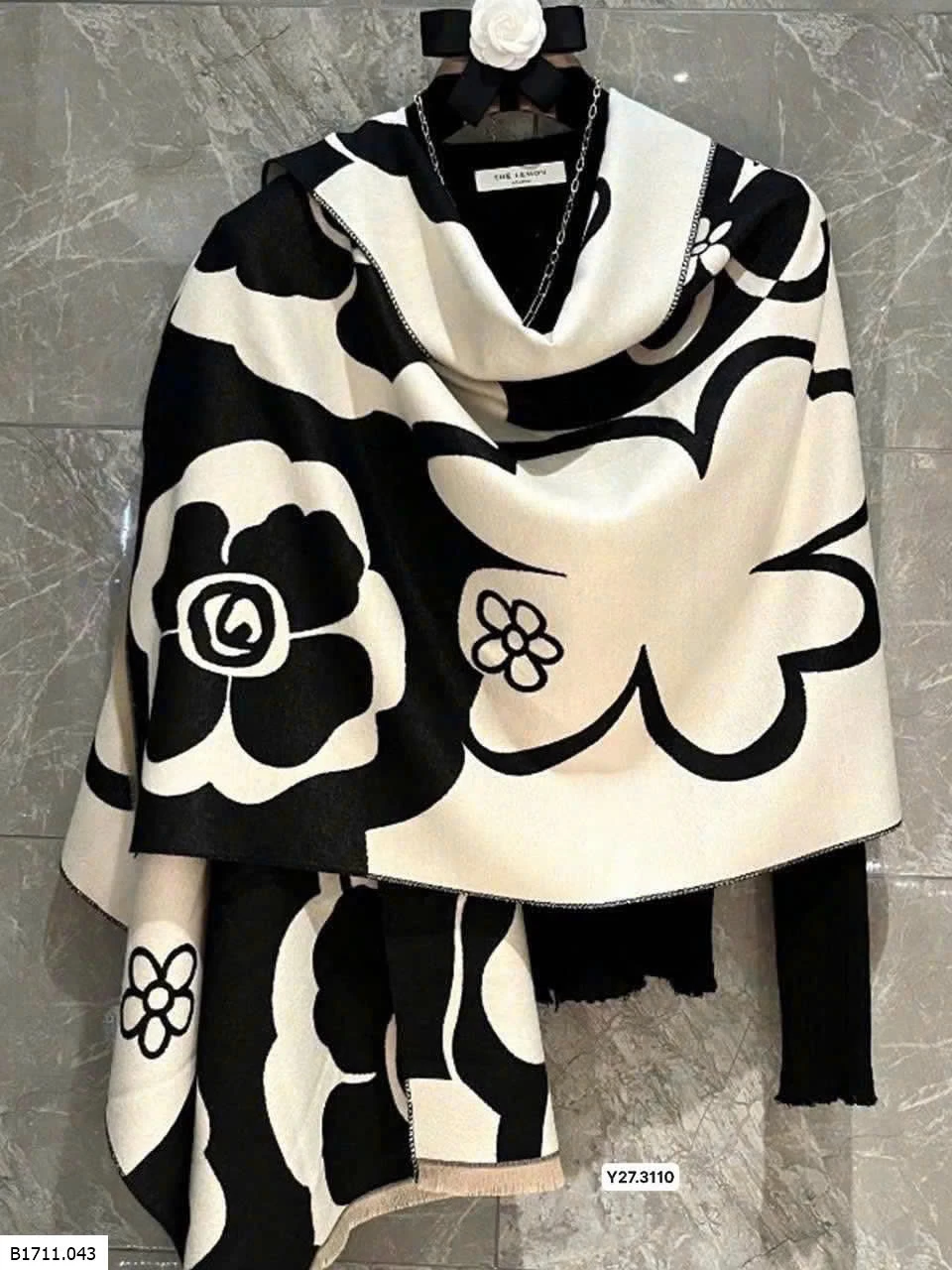 KHĂN CHOÀNG DẠ HOA TRÀ UK   Giá sỉ 95k