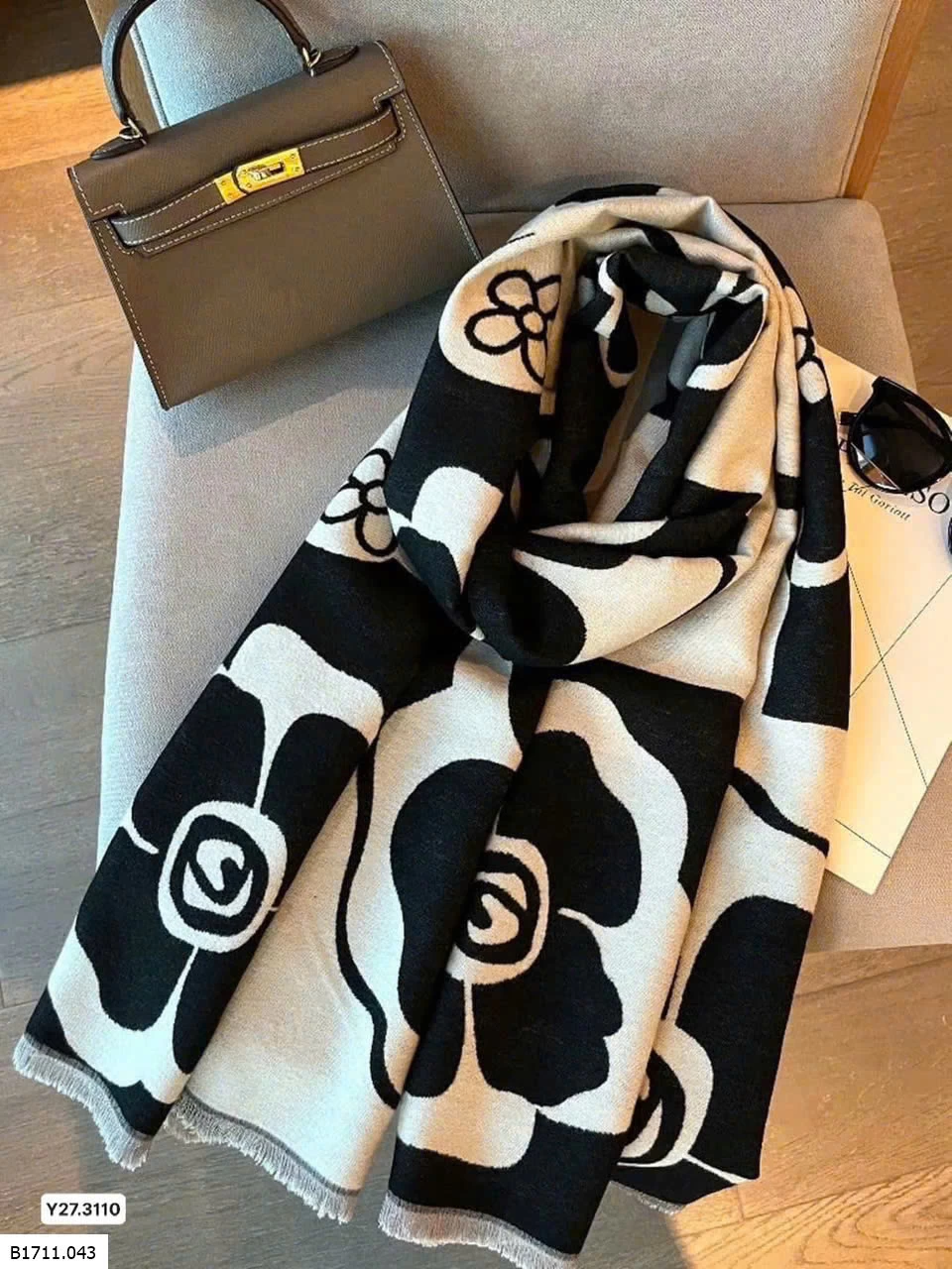 KHĂN CHOÀNG DẠ HOA TRÀ UK   Giá sỉ 95k