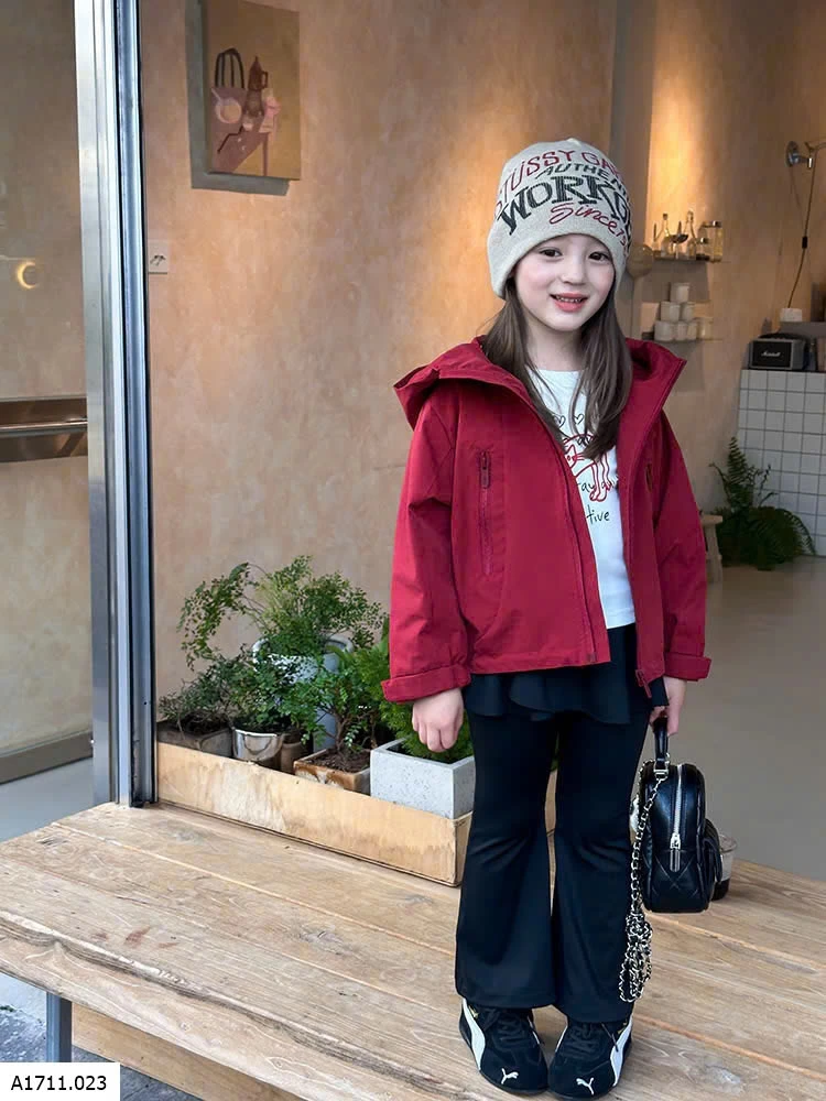 ÁO KHOÁC GIÓ AMBB  Giá sỉ sz 90-150: 225k sz 160: 240k  sz 170: 260k