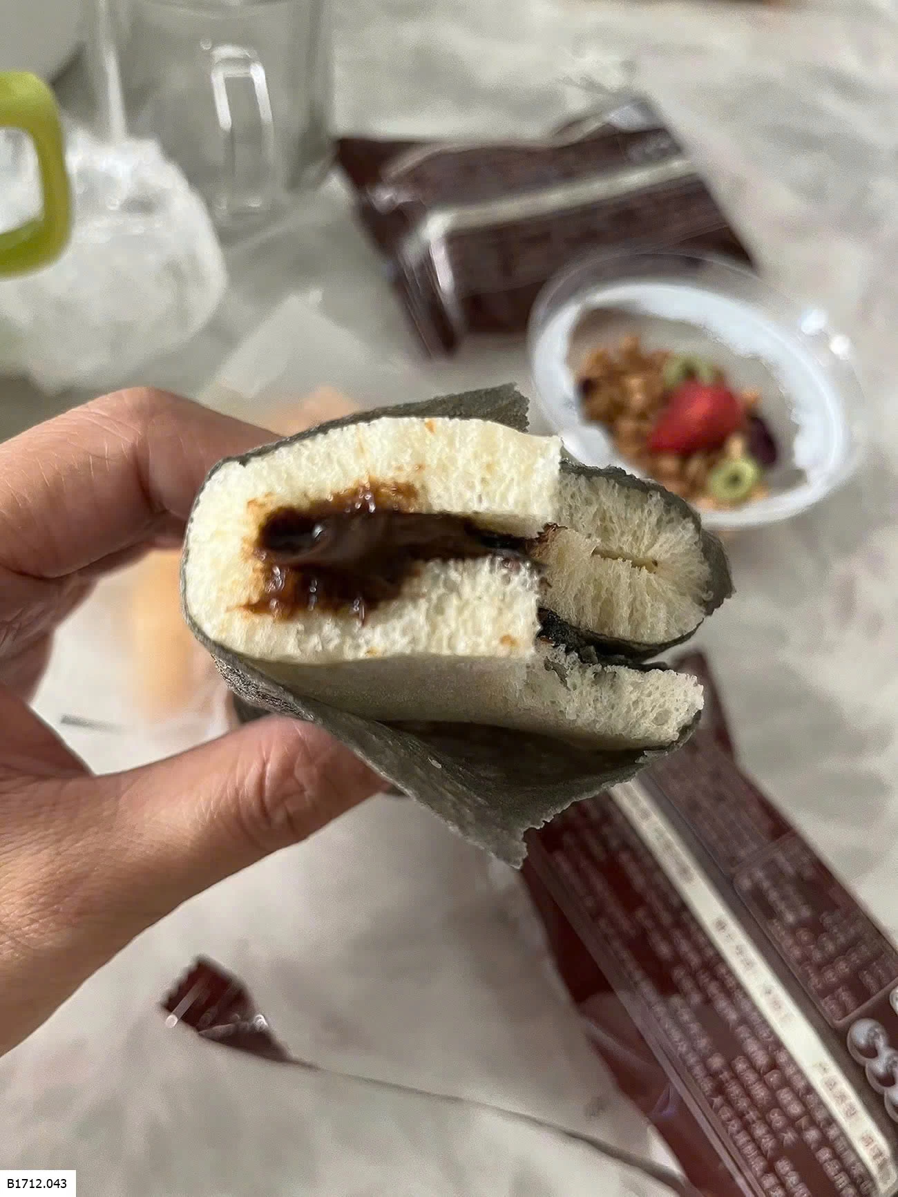 SET 2 THÙNG BÁNH CUỘN NHÂN SOCOLA BIBIZAN  Giá sỉ 85k