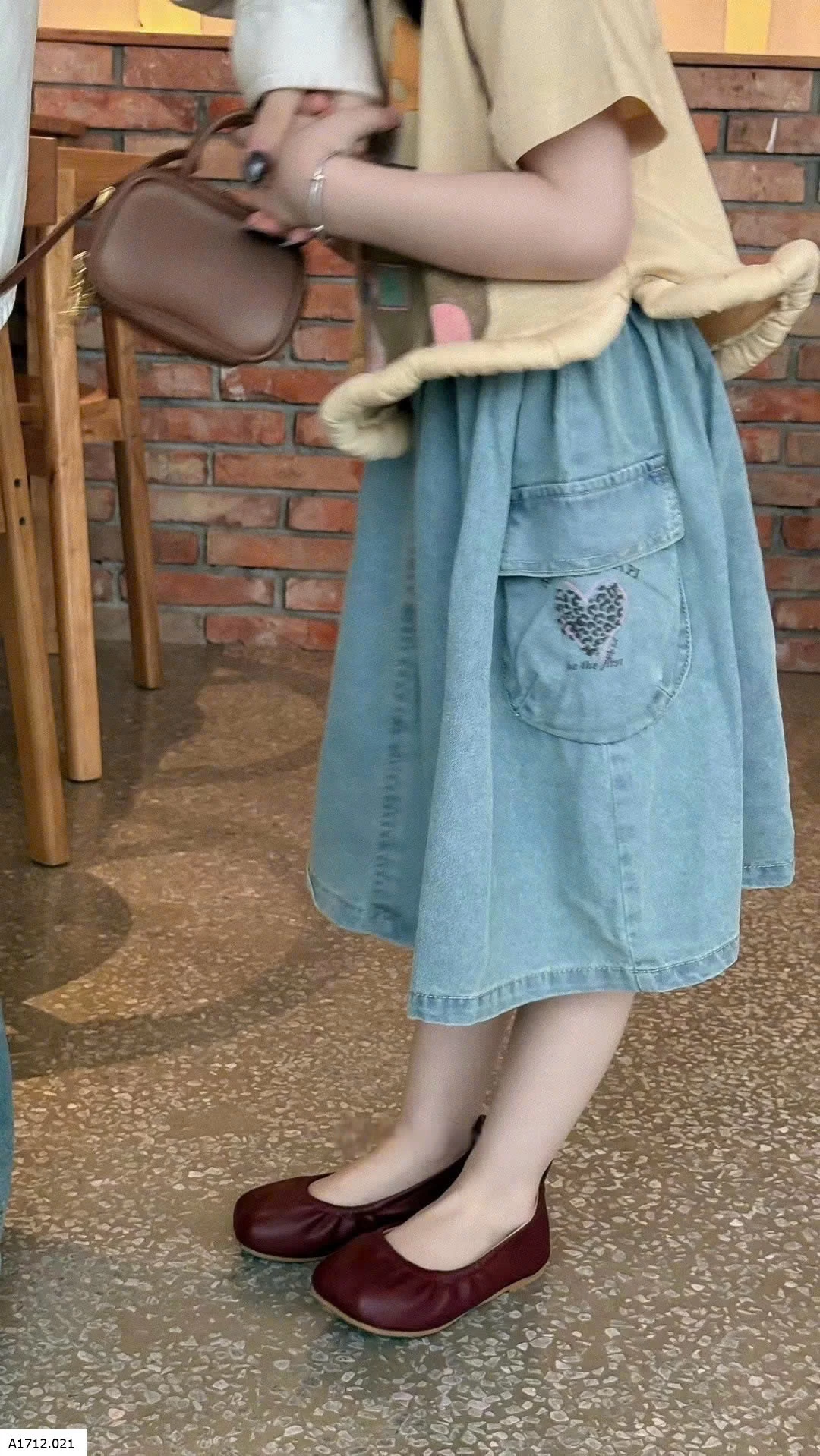 SET ÁO PHÔNG MIX CHÂN VÁY BG  Giá sỉ áo: 122k  chân váy: 177k