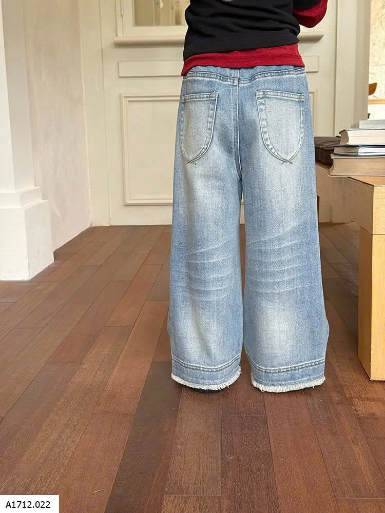 QUẦN JEAN TUA GẤU AMBB  Giá sỉ sz 90-150: 223k  sz 160: 244k  sz 170: 266k 