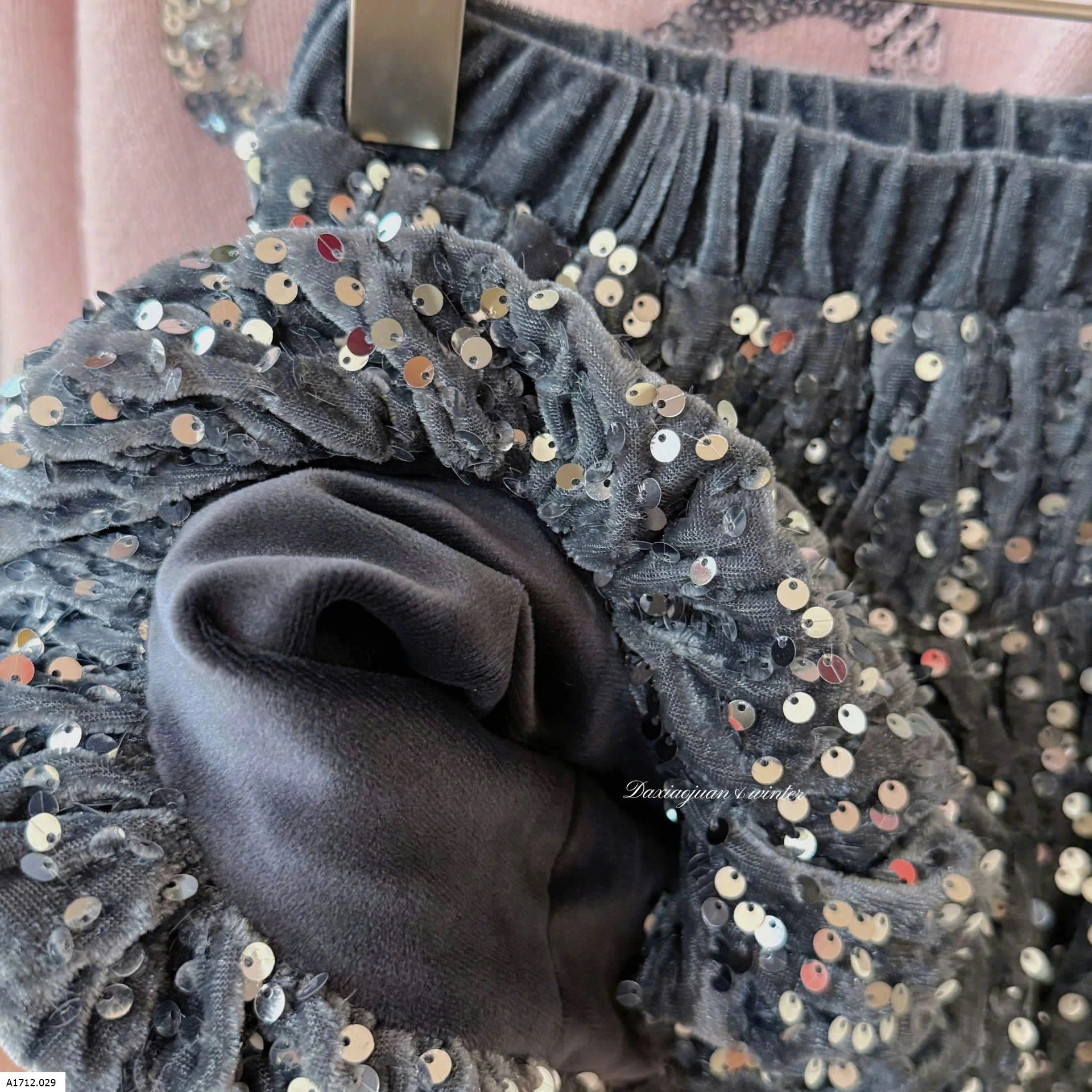 CHÂN VÁY NHUNG SEQIUN CHO BÉ   Giá sỉ sz 90-130: 169k  sz 140-150: 194k 