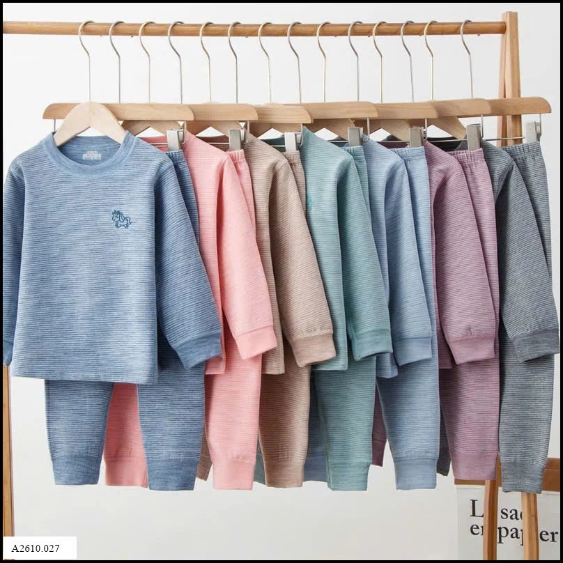 BỘ NỈ SIZE ĐẠI CHO BÉ   Giá sỉ Sz 100-130 : 100k  Sz 140-170: 130k