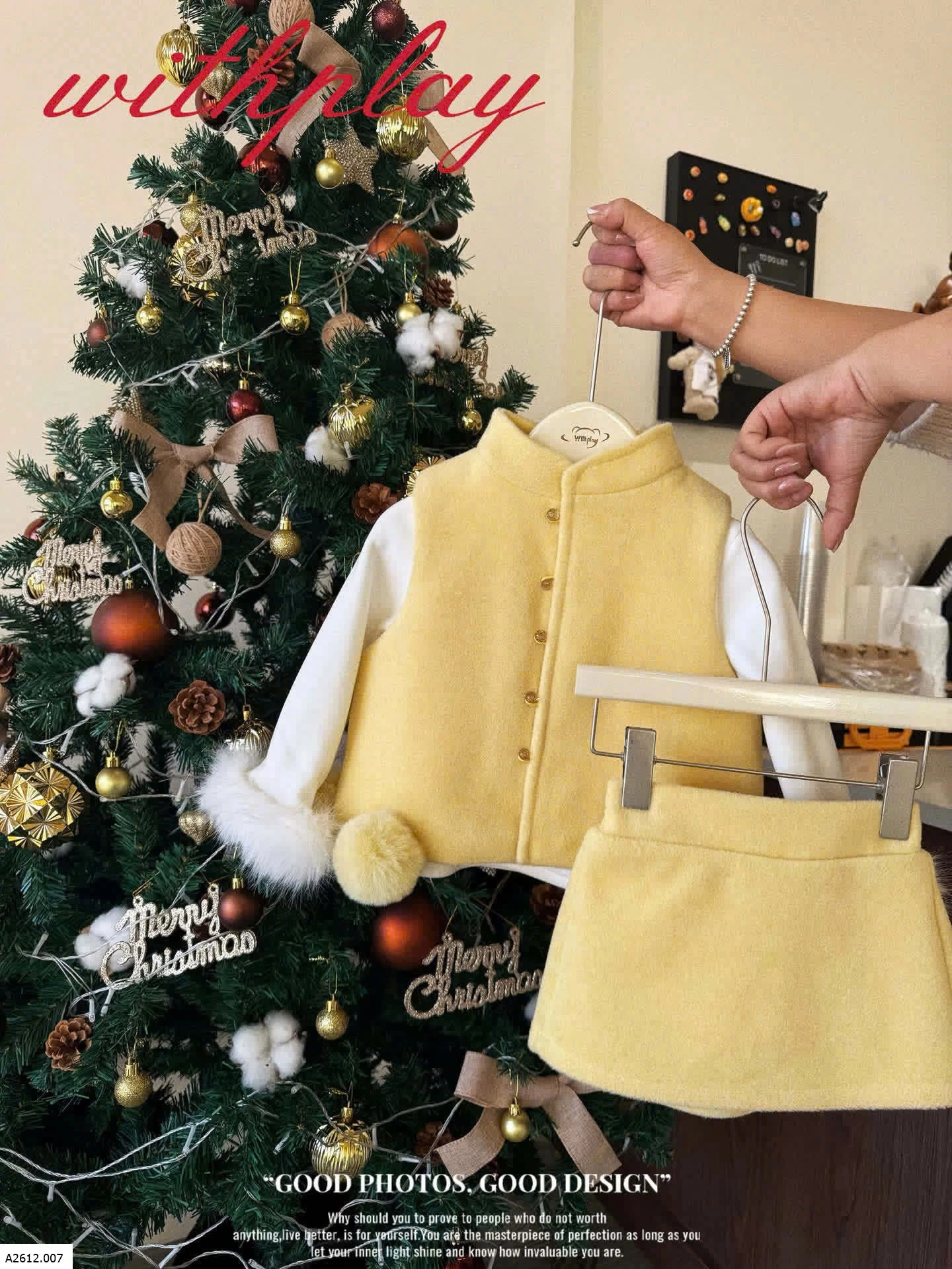 SÉT VÁY DẠ MẸ BÉ Giá sỉ áo khoác bé 196k  áo khoác mẹ 243k  chân váy bé 125k  chân váy mẹ 152k 