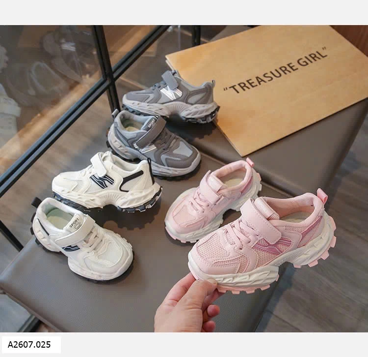 GIÀY THỂ THAO QUAI DÁN     Sỉ Giá:  Sz 21-30: 148k Sz 31-36: 156k