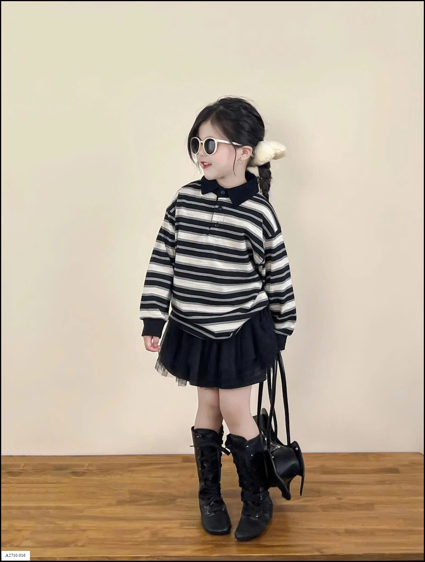 ÁO THUN KẺ CỔ POLO  Giá sỉ áo: 155k/c  Chân váy: 145k/c