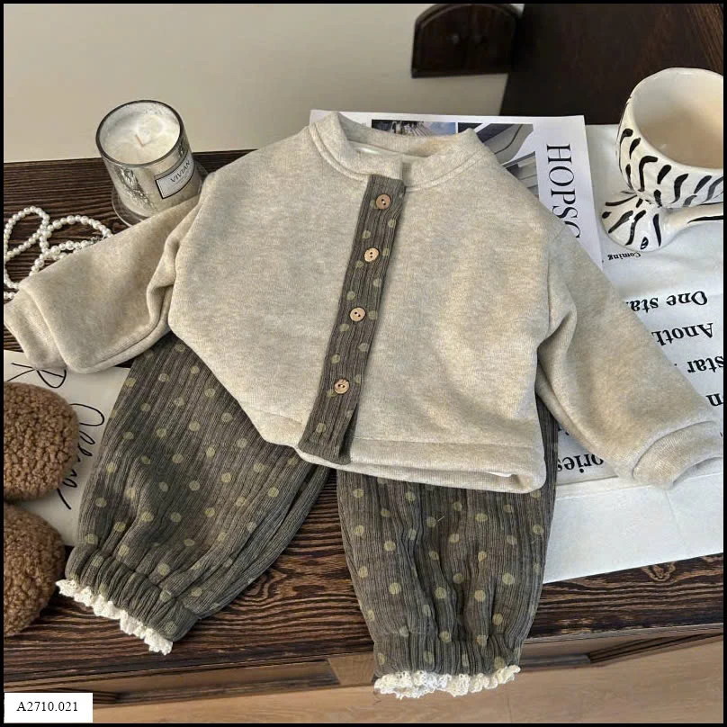 SET ÁO CARDIGAN PHỐI QUẦN NỈ Giá sỉ 340K