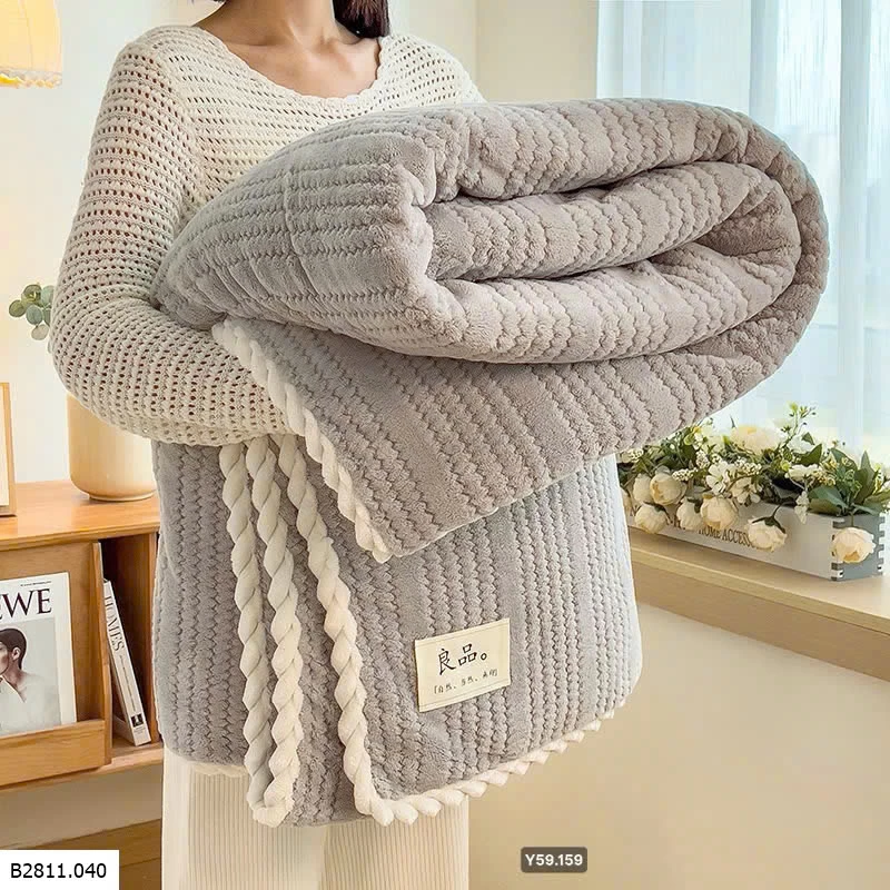 Chăn nhung sữa siêu mềm  Giá sỉ 220k