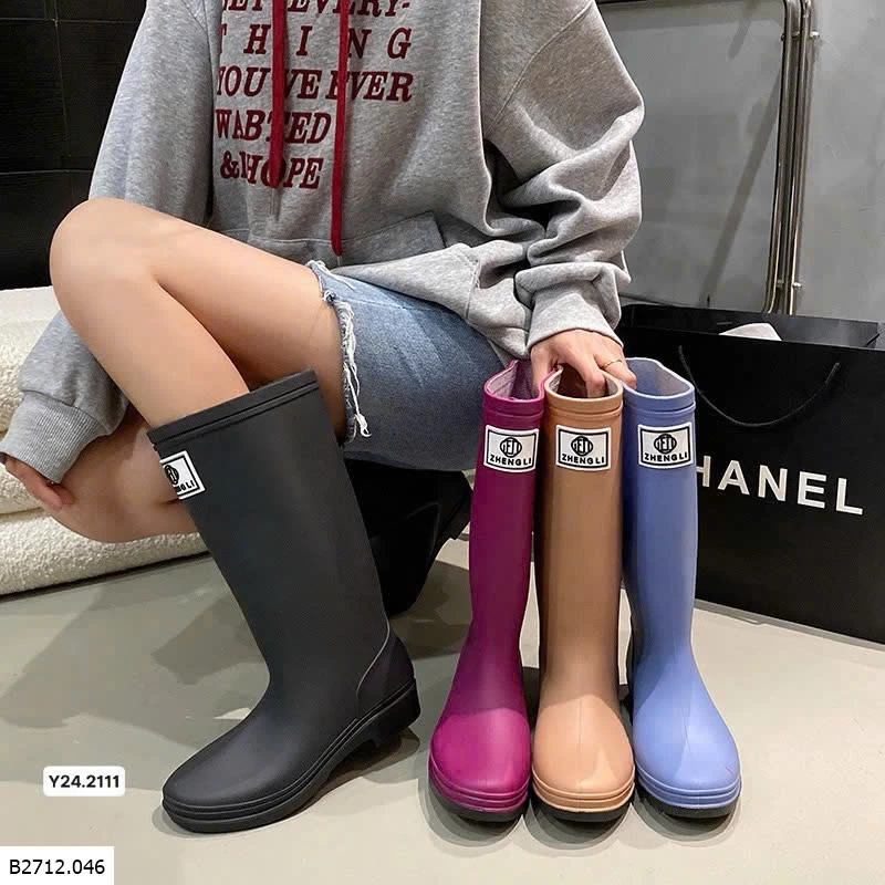 ỦNG NHỰA ĐI MƯA CHỐNG TRƯỢT Giá sỉ 95Ka