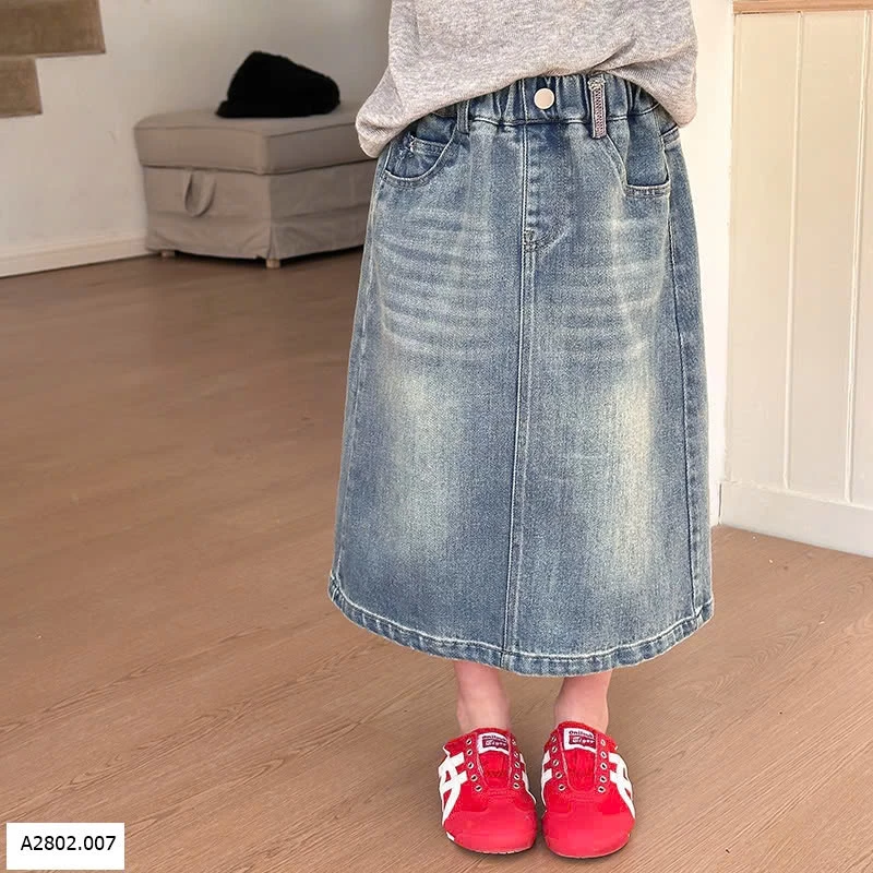 CHÂN VÁY JEAN DÁNG DÀI AMBB  Sỉ giá như sau Giá: sz 90-150: 167k 160: 187k 170: 204k