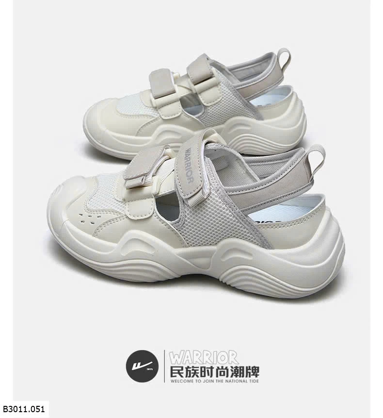 GIÀY THOÁNG KHÍ NỮ NHÀ WARRIOR Giá sỉ 280k