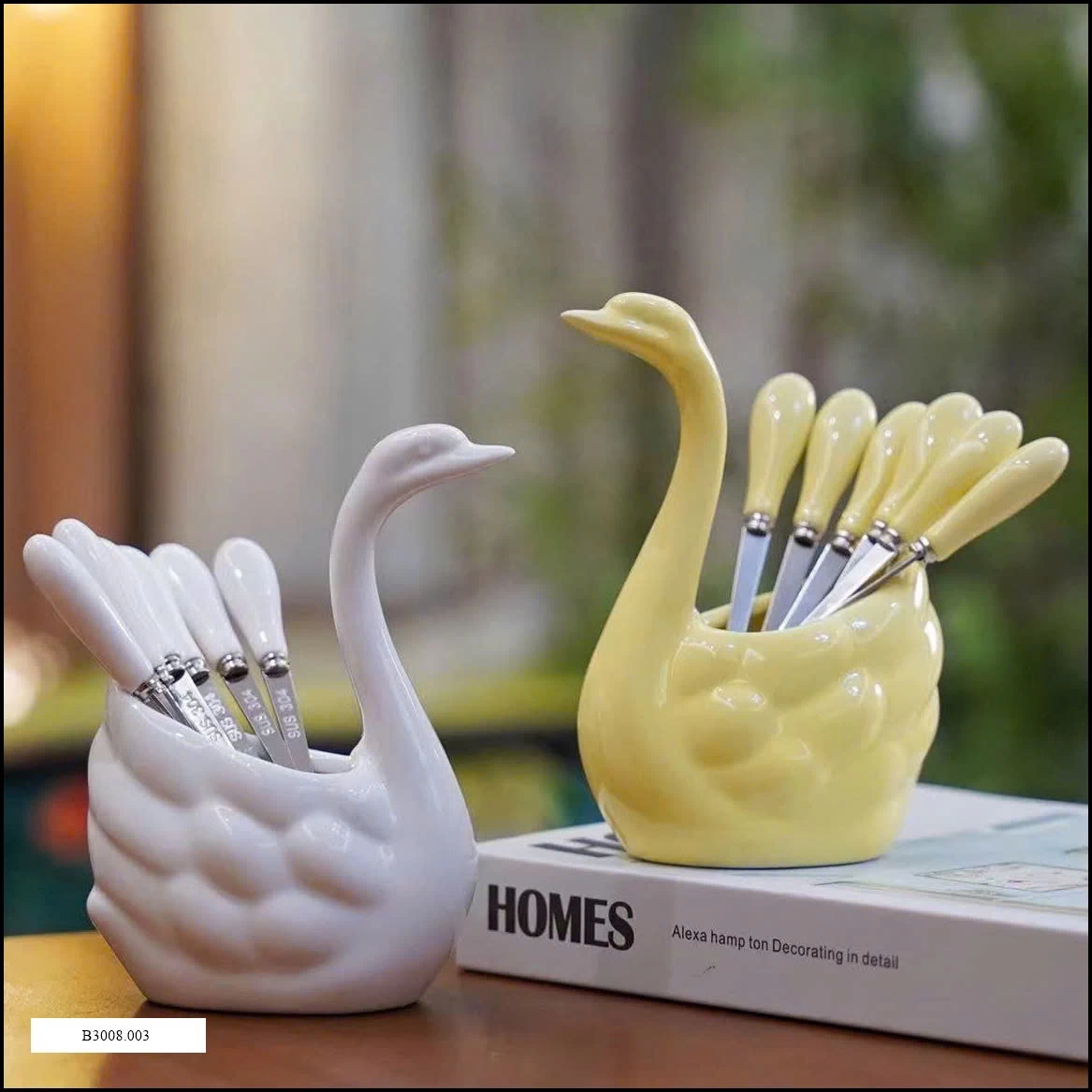 Khay thiên nga kèm 6 nĩa   Giá sỉ  70k/set