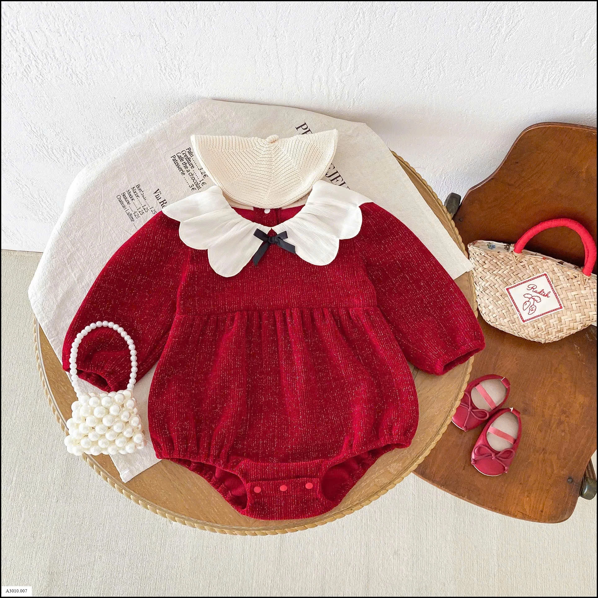 BODY NỈ ĐỎ BLING CỔ CÁNH HOA   Giá sỉ 162k