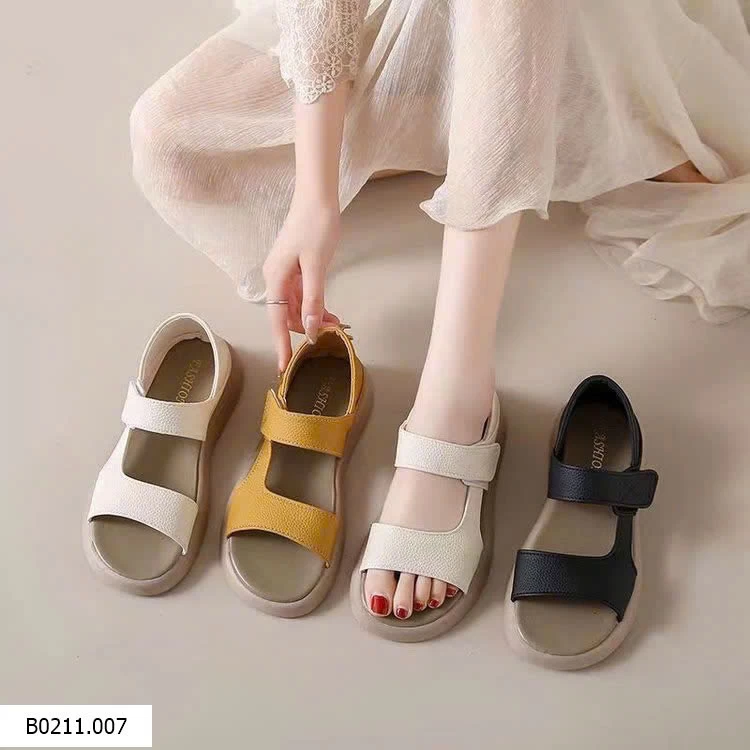 SANDAL THỜI TRANG NỮ  Giá sỉ 155k