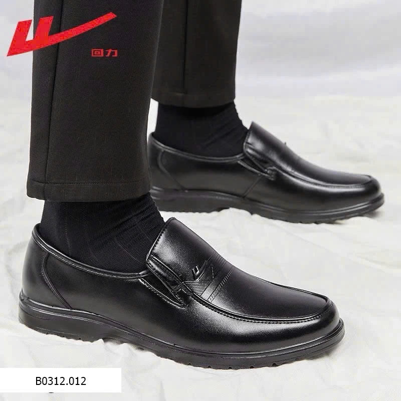 GIÀY DA NAM WARRIOR Giá sỉ 285k