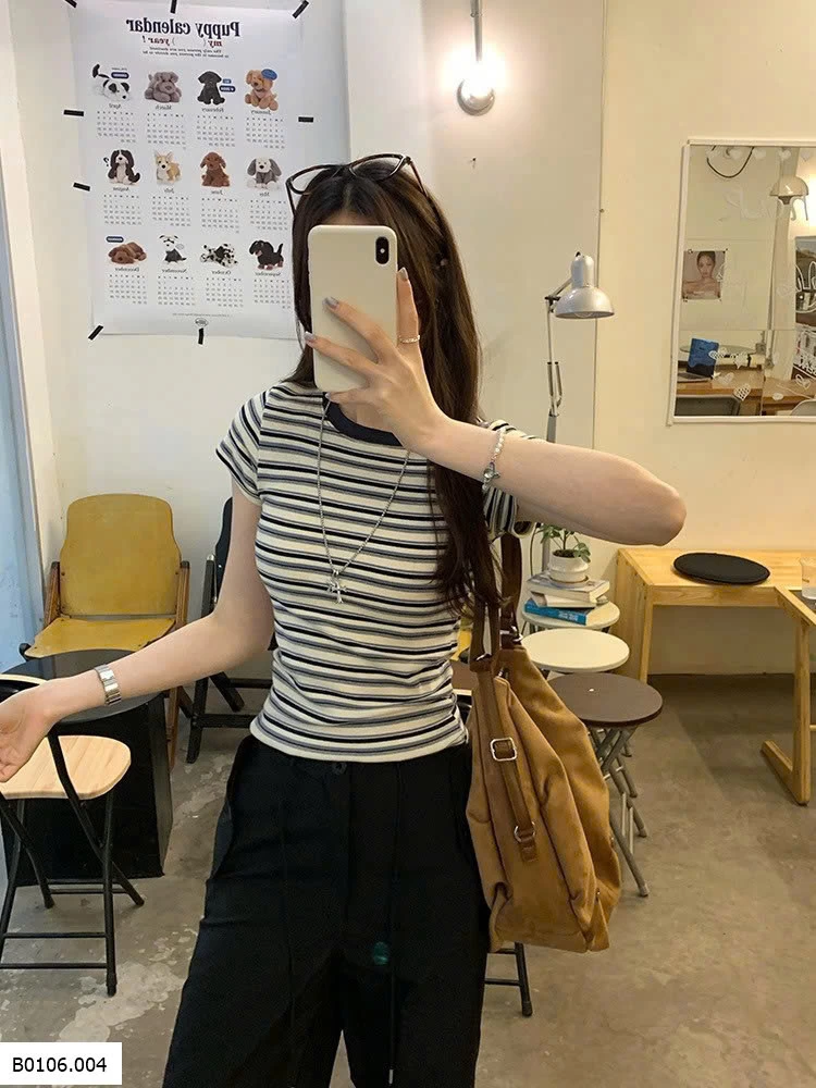     ÁO KẺ NGANG PHỐI MÀU NỮ   Sỉ 106k 