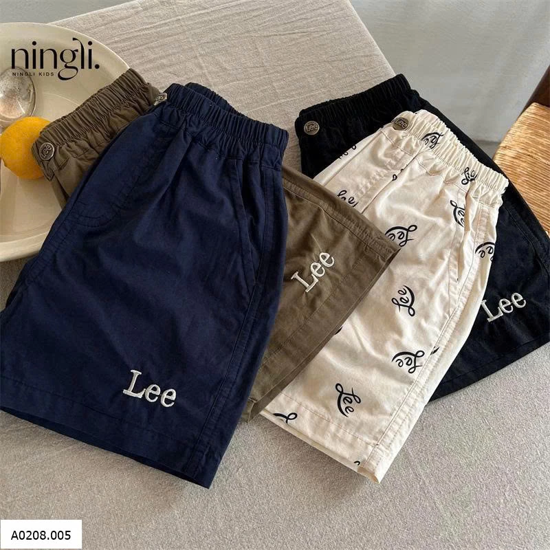 Quần short thêu chữ cho bé Sỉ 88k