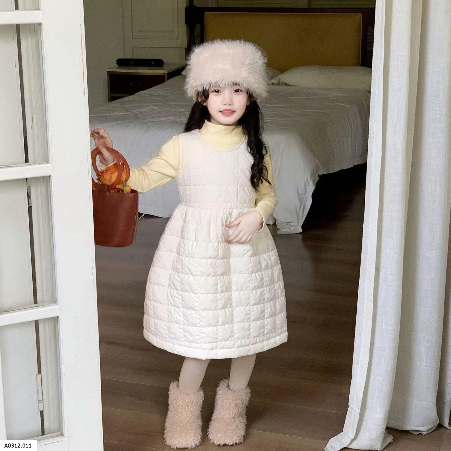 VÁY TRẦN BÔNG TONE KEM TIỂU THƯ   Giá sỉ áo 139k , váy 212k