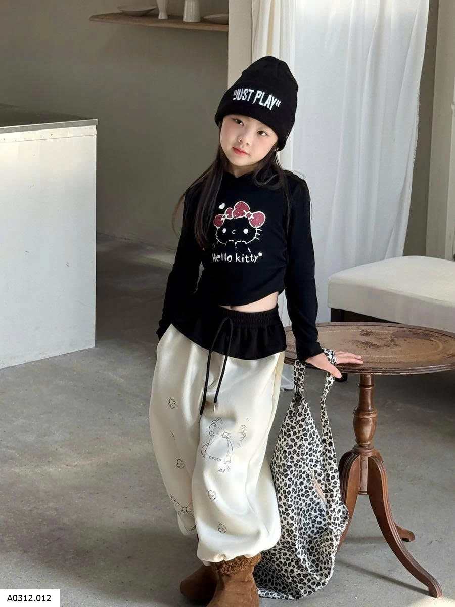 SET ÁO THUN RÚT EO MÈO KITTY Giá sỉ  áo 147k , quần nơ 151k , quần nâu 191k , váy 195k