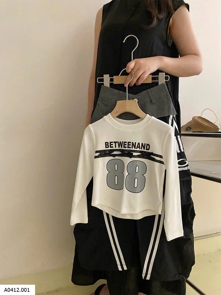 SET ÁO CROPTOP SỐ 88 Giá sỉ áo: sz 110-150: 136k , 160-170: 165k quần sz 110-150: 230k , 160-170: 256k